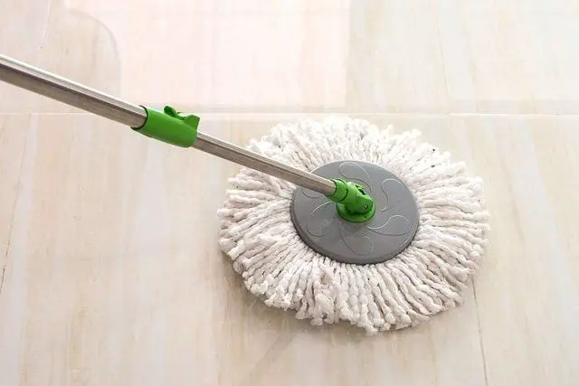 Alt view image 6 of 7 - 6 Pack Spin Mop Replacement Head for Hurrica, Mopnad, Cassabel and Other 360 Spin Mop Systems, Microfiber Spin Mop Refills (6pc-White)