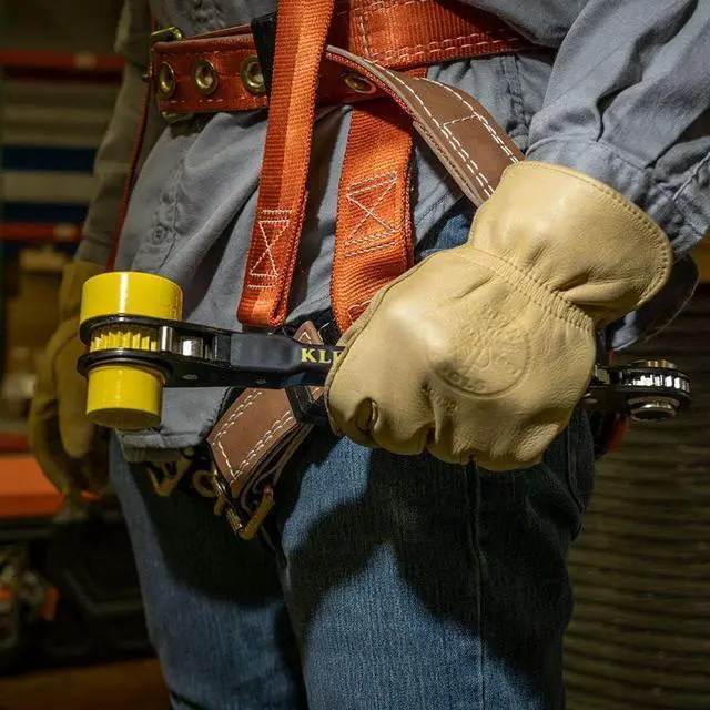 Alt view image 5 of 7 - Klein Tools KT155HD Heavy-Duty 6-In-1 Lineman's Ratcheting Wrench with Bolt Through Design and Bright Yellow Socket