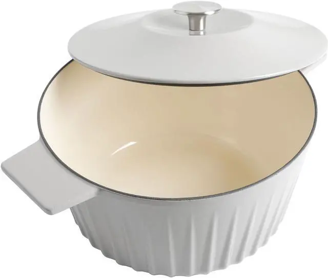 Alt view image 2 of 2 - Martha Stewart Dutch oven Cast