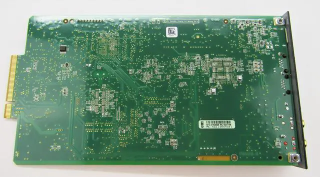 Alt view image 3 of 4 - Crestron DMC-C
PoDM
PoH