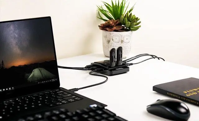 Alt view image 2 of 7 - Plugable USB 2.0 7-Port High Speed Hub with 15W Power Adapter