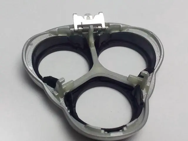 Alt view image 3 of 3 - New Shaver Head Blade Holder Prewave  Compatible With Philips Norelco HQ 7110X 7115X 7120X 7140XL 7145XL 7180XL Razor heads parts