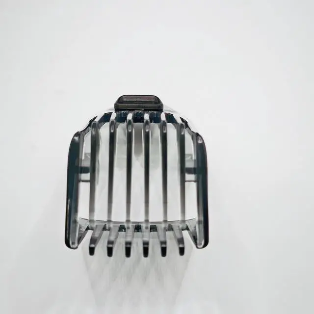 Alt view image 3 of 4 - 2-20mm Adjustable Hair Comb For Rem****on Trimmer PG6171 PG6172 PG6200 PG10A RG029A PG6855 PG6856