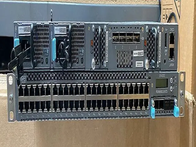Alt view image 2 of 4 - Juniper EX4300-48T 48-Port Gigabit Ethernet POE+ Network Switch,4X4SFP Module Q.