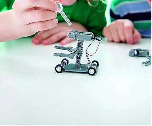 Alt view image 4 of 4 - P3353 - SALT WATER POWERED ROBOT