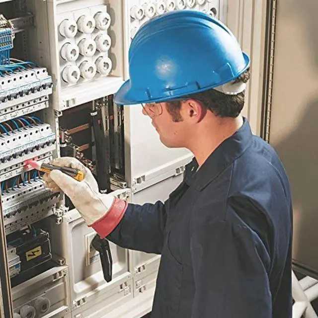 Alt view image 4 of 4 - 1ACII - VOLTAGE DETECTOR AC NON CONTACT 90-1000VAC WITH SOUND-2AAA BATT