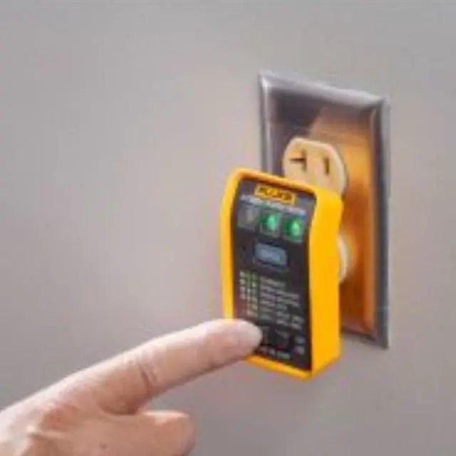 Alt view image 3 of 4 - ST120+ - TESTER RECEPTACLE GFCI WITH BEEPER