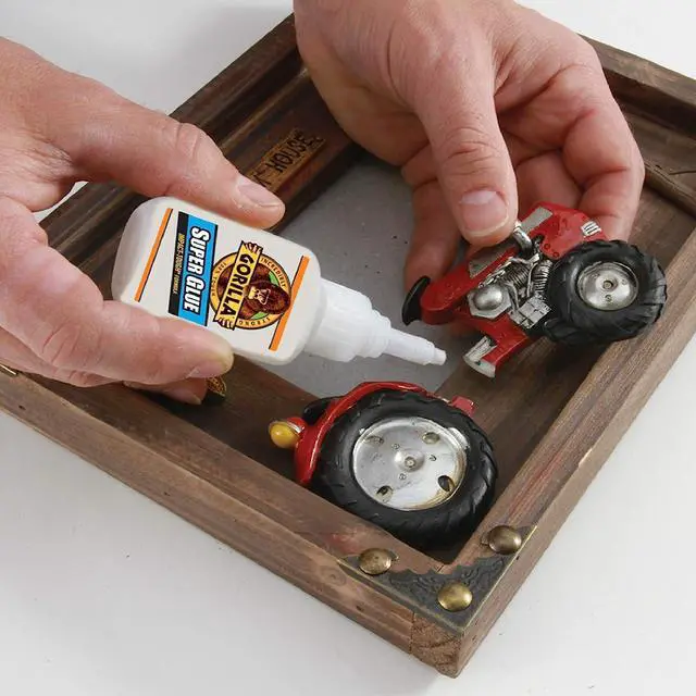 Alt view image 5 of 6 - 85001859 - SUPER GLUE LIQUID 15G