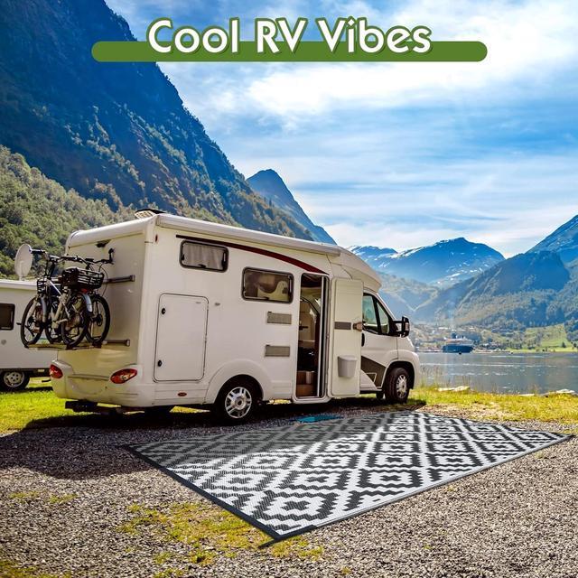 COOLMI Outdoor Patio Rug Waterproof 4' x 6' Plastic Straw Rug Large Floor Mat and Outside Area Rugs Carpet Reversible Mats for Camping RV Camper Patios (Grey