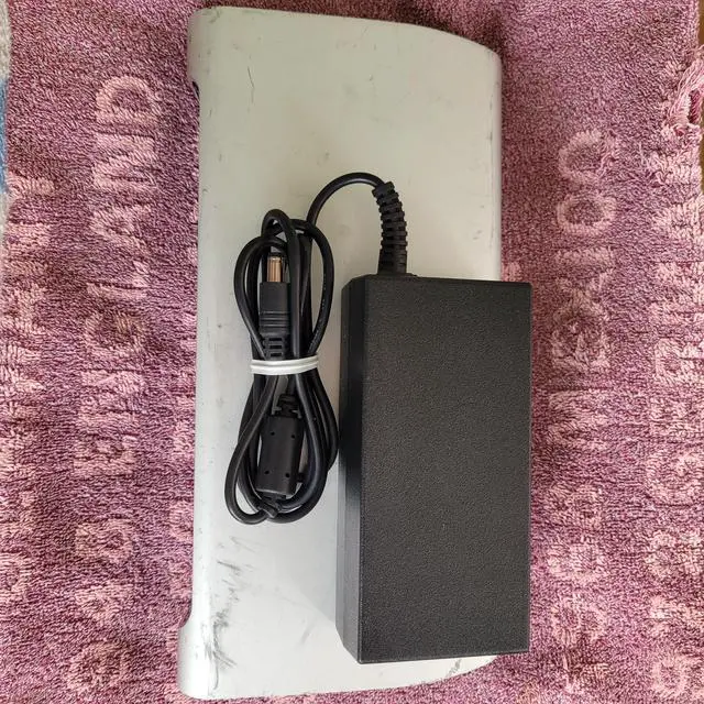 Main image of Thunderbolt Express 2 Dock Station for F4U055 windows 7 10  / MAC OS X System Notebookr / NO Thunderbolt Cable NO Cable