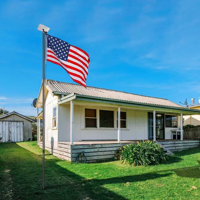 Alt view image 7 of 7 - Yescom Bravery 20 Ft Aluminum Sectional Flagpole with 3x5 Ft US Flag Gold Ball Outdoor
