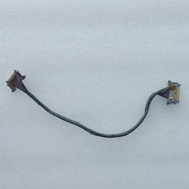 Alt view image 2 of 3 - 922-9355 Cable LCD Function for 27" A1316 MC007 LED Cinema Display