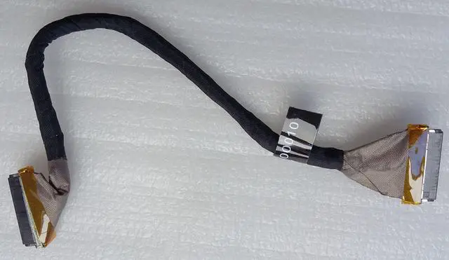 Alt view image 2 of 4 - 922-8669 Display Function Cable for 24" A1267 MB382 LED Cinema Display