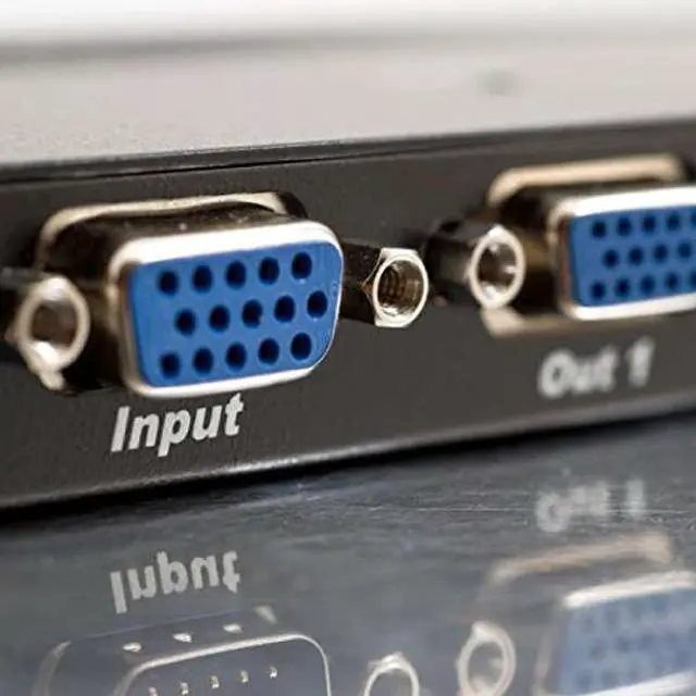 Alt view image 4 of 5 - C2G 29503 2-Port VGA (UXGA) Monitor Splitter/Extender (Female Input), TAA Compliant, Black