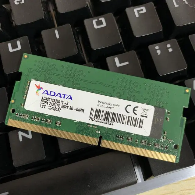 Main image of ADATA 8GB DDR4 2400 (PC4-19200) SODIMM 260-Pin Laptop Memory SODIMM Module Single Pack (AD4S240038G17-B)