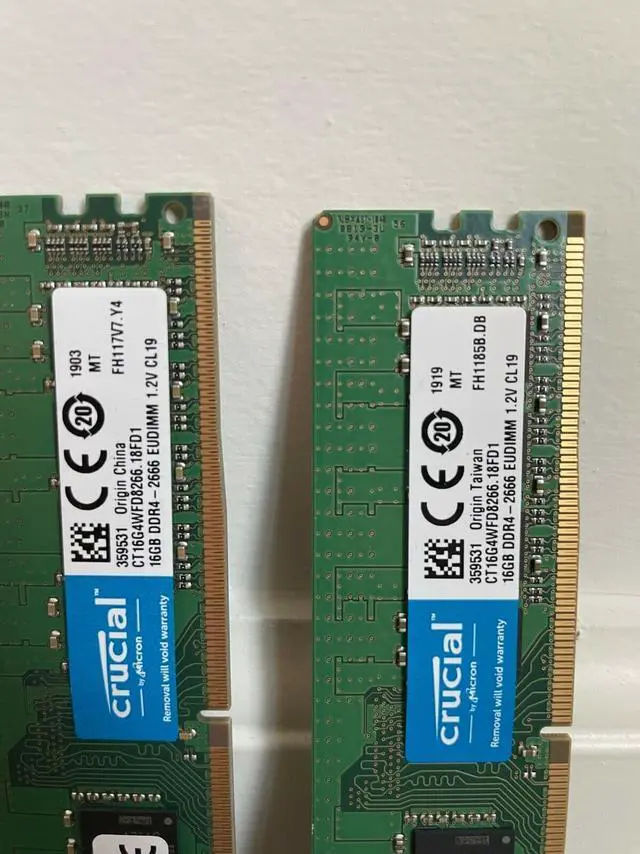 Alt view image 2 of 5 - Crucial 16GB 288-Pin DIMM DDR4-2666 (PC4-21300) DIMM 288Pin CL19 2Rx8 1024x8 18 Chips ECC UNBUFFERED CT16G4WFD8266/ MTA18ASF2G72AZ-2G6D1
 2RX8 MTA18ASF2G72AZ-2G6D1