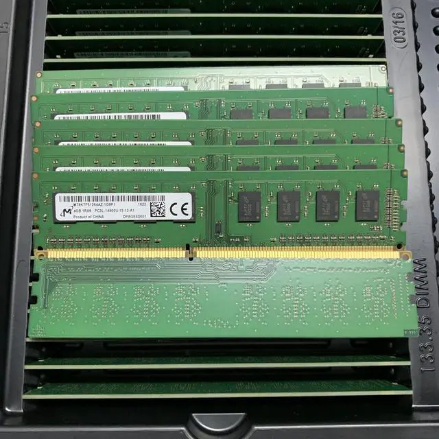 Alt view image 4 of 5 - Micron MT 4GB 1Rx8 PC3L-14900U DDR3 1866MHz Desktop RAM UDIMM MT8KTF51264AZ-1G9P1