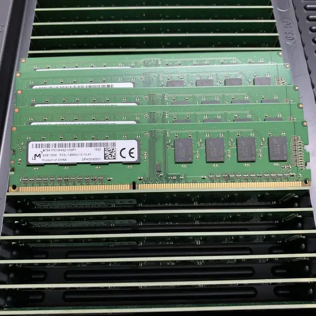 Alt view image 3 of 5 - Micron MT 4GB 1Rx8 PC3L-14900U DDR3 1866MHz Desktop RAM UDIMM MT8KTF51264AZ-1G9P1