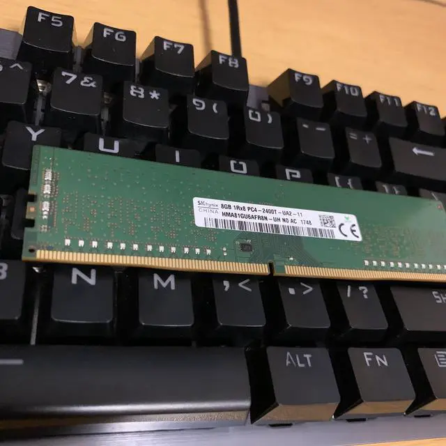 SK hynix 8GB PC4-2400T 10枚セット S4d07c25a39aa4f7eb28ab23ec4fb8