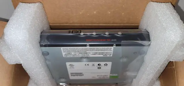 Alt view image 5 of 8 - Avocent SC440-001 SwitchView SC 1 x 4 Secure KVM Desktop Appliance
