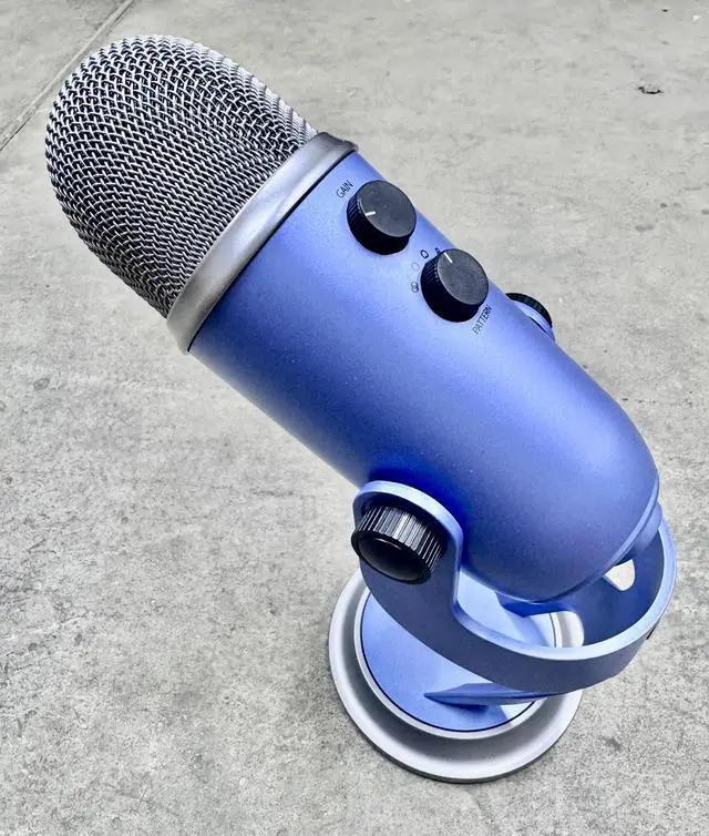 Main image of BLUE MICROPHONES - YETI - 10TH ANNIVERSARY EDITION USB MULTI-PATTERN ELECTRET CONDENSER INSTRUMENT AND VOCAL MICROPHONE