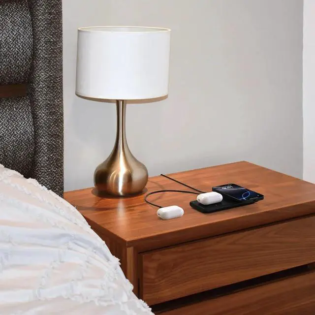 Alt view image 3 of 5 - Belkin 2-in-1 Magnetic Wireless Charging Pad with Qi2 15W MagSafe Compatibility