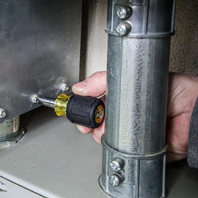 Alt view image 4 of 7 - 32561 Multi-Bit Screwdriver / Nut Driver 6-in-1 Stubby Screwdriver with 2 Phillips 2 Slotted 2 Nut Drivers