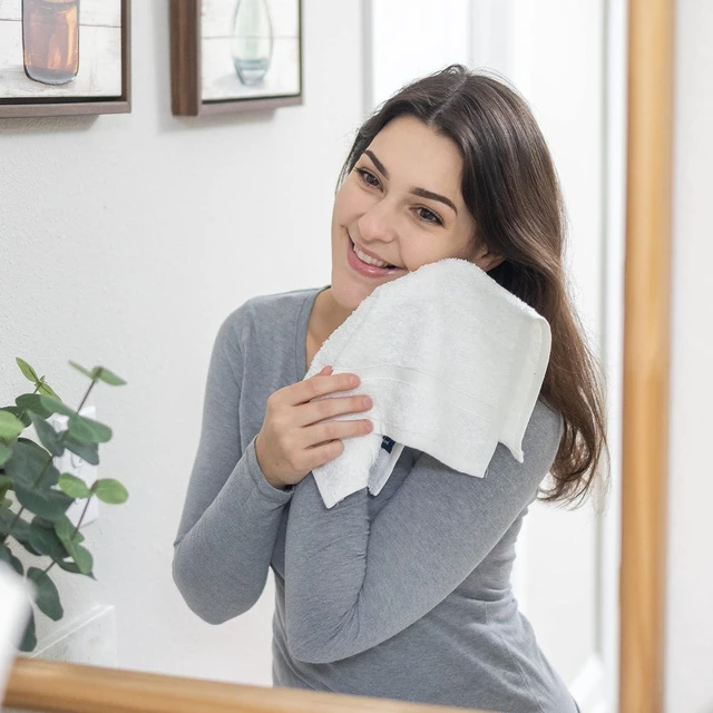 Main image of Washcloth Linen Set Premium Original Turkish Cotton, Hotel Quality for Maximum Softness & Absorbency Face Towels for Hand, Kitchen & Cleaning (White Washcloths Set)