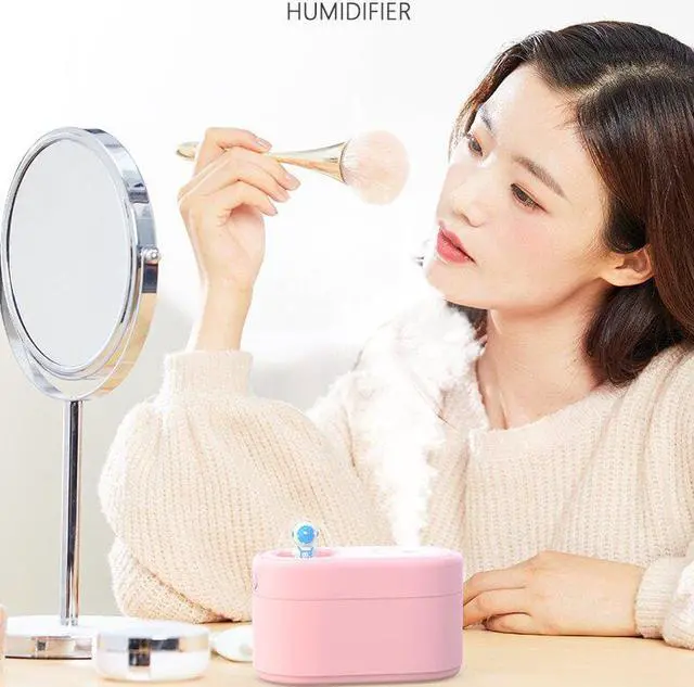 Alt view image 3 of 5 - Gemdeck Astronaut Humidifiers Air Diffuser Portable Mini Humidifier