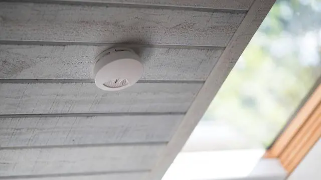 Alt view image 4 of 7 - SimpliSafe Wireless Smoke Detector + Motion Sensor Bundle - Compatible with Gen 2 Home Security System