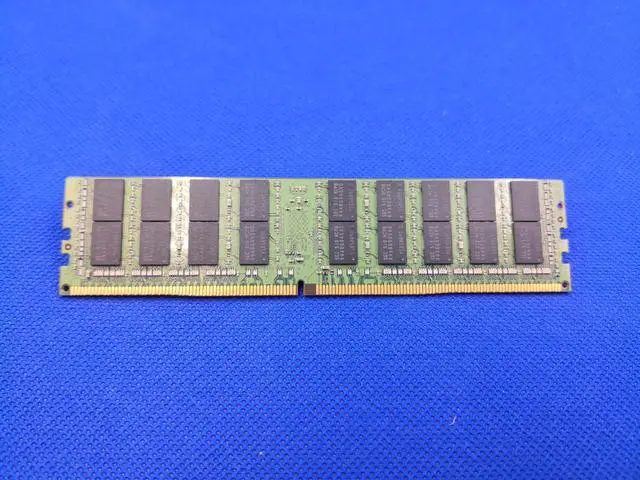 Alt view image 15 of 16 - Samsung M386A4G40DM0-CPB 32GB DDR4 SDRAM Memory Module