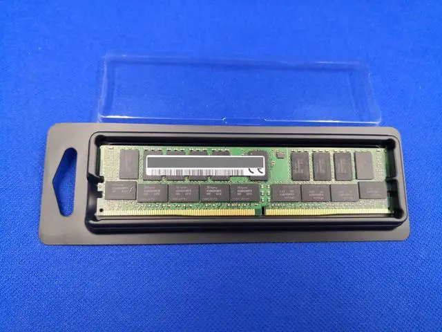 Main image of HMAA4GR7CJR4N-XN HYNIX 32GB (1x32GB) 3200mhz Pc4-25600 Cl22 ECC Registered Single Rank X4 1.2v DDR4 Sdram 288-pin Rdimm Memory Module For Server