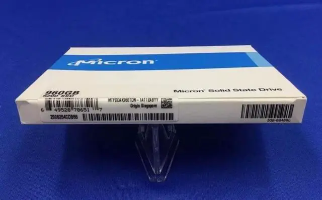 Alt view image 3 of 3 - NOB MTFDDAK960TDN Micron 5200 MAX 960GB SATA 6Gbps 2.5'' SSD