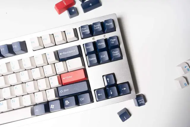 Alt view image 4 of 5 - Authentic Tai-Hao Royal Blue ABS Doubleshot ANSI 104 Keycaps for Cherry Mx Keyboards Britain Blue England Blue