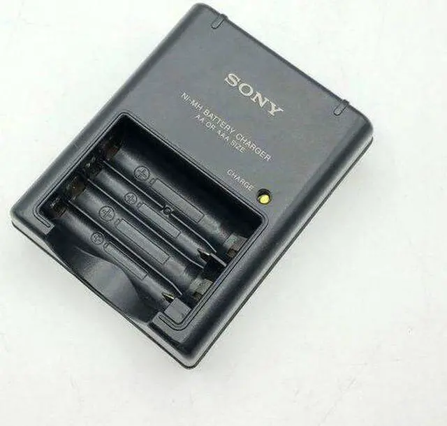 Main image of Genuine Battery Charger Sony BC-CS2A for Ni-NH AA Batteries and AAA Batteries