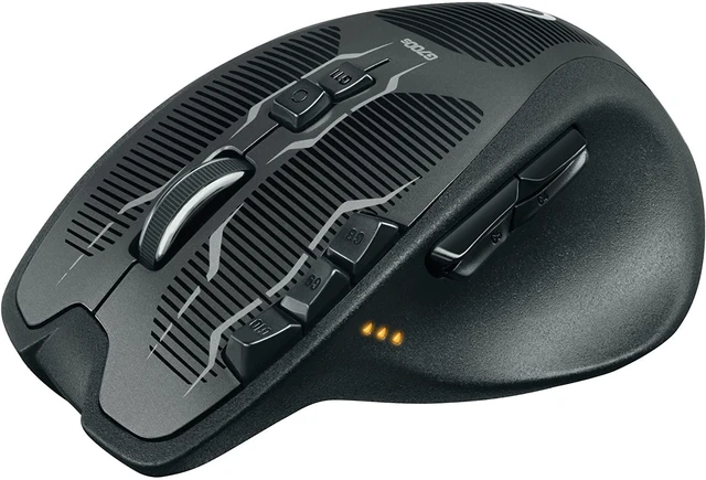 Alt view image 2 of 6 - Logitech G700s Wireless Rechargeable Gaming Mouse
