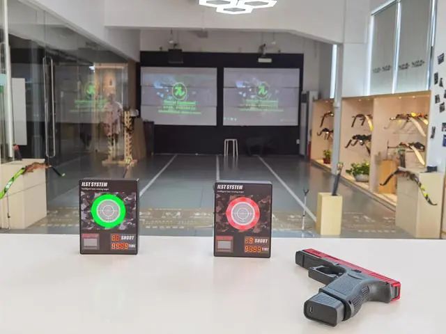 Alt view image 2 of 5 - Dry Fire 40S&W .40 Laser Training Bullet Bore Sight Cal Bullet Snap Caps Training Hunting Shooting Laser Simulator Target