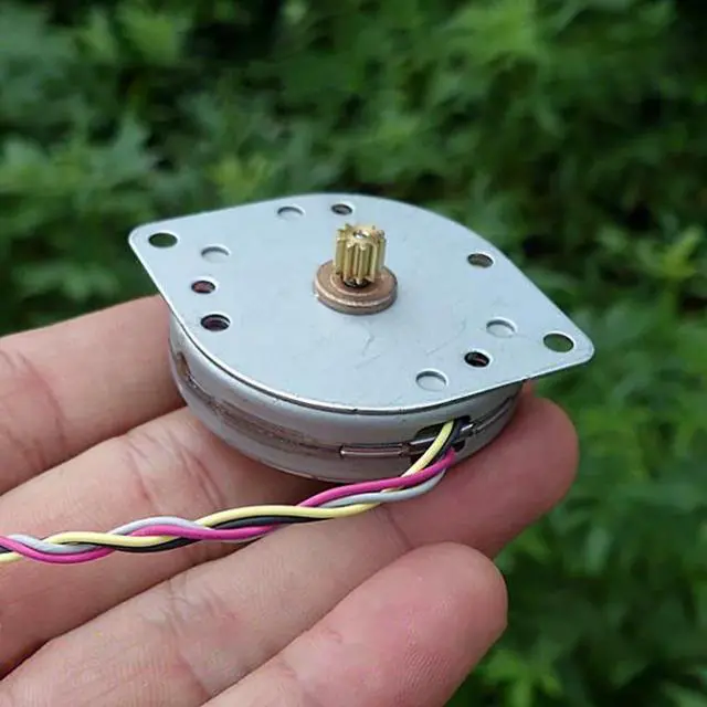 Alt view image 3 of 6 - 44MM Two Phase Four Wire Ultra-thin Stepper Motor, 10-Copper Gear, 0.5 Modulus DC 12V 3.6 Degree Stepper Motor Shaft Dia 1.5MM