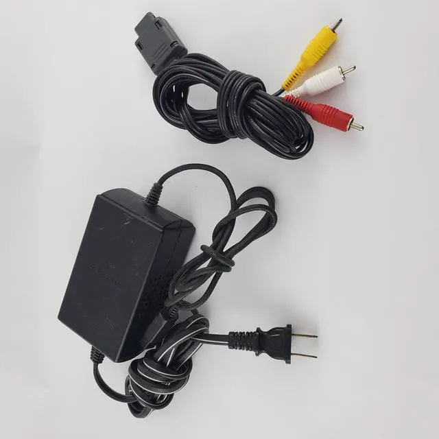 Alt view image 7 of 7 - Nintendo Gamecube Console System