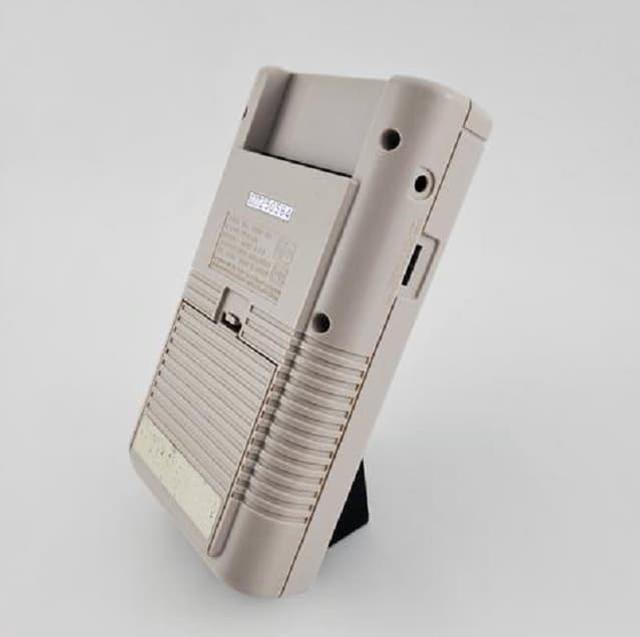 Alt view image 3 of 3 - Original Nintendo Gameboy Console System