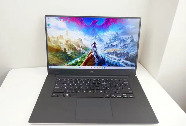 Refurbished: Dell Precision 5510 Intel Core i7-6700HQ 32GB