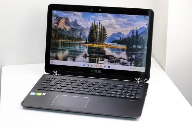 2 in 1 PC ASUS 2-in-1 15.6