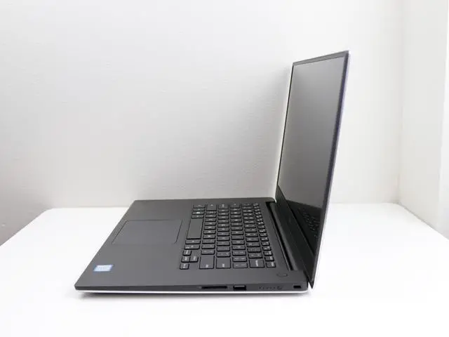 Alt view image 3 of 6 - Dell Precision 5520 Intel i7-7820HQ QUAD Core 15.6" 16GB RAM - 512GB SSD Windows 11 - Thin Workstation - Bluetooth, Webcam, Backlit Keyboard