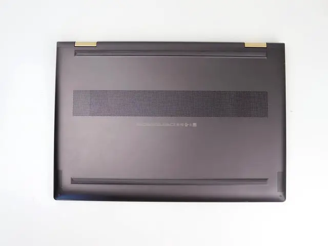 Alt view image 6 of 6 - HP 15-CH011DX Spectre x360 2-in-1 15.6" 4K Ultra HD Touch-Screen Laptop - Intel Core i7-8550U - 16GB DDR4 Memory - 512GB SSD - NVIDIA GeForce MX150 - Windows 11