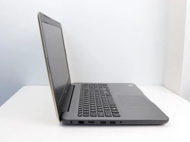 Alt view image 4 of 6 - Dell Inspiron 5567 15.6" Gaming Laptop Full HD Intel Core i7-7500u 16GB DDR4 512GB SSD AMD Radeon R7 M440 Windows 11