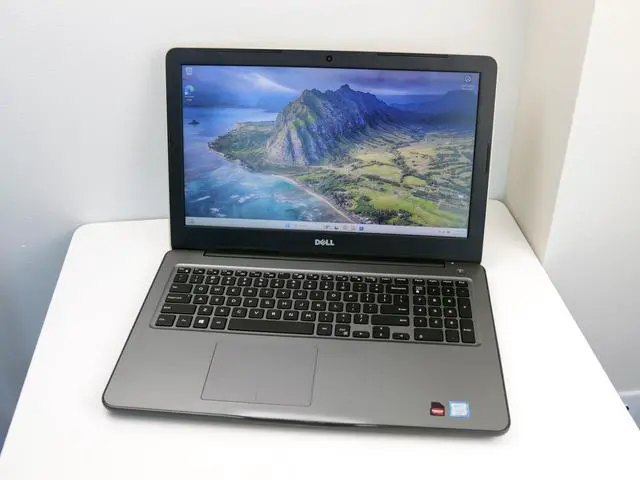 Main image of Dell Inspiron 5567 15.6" Gaming Laptop Full HD Intel Core i7-7500u 16GB DDR4 512GB SSD AMD Radeon R7 M440 Windows 11