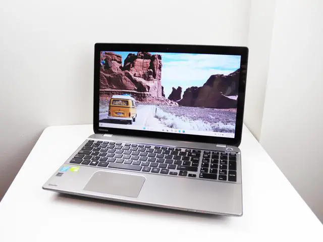 Main image of Toshiba P50t Full HD Touchscreen 15.6" Laptop Intel Quad-Core i7-4700MQ, 16GB DDR3, 512GB SSD, NVIDIA GeForce GT 740M, Windows 11