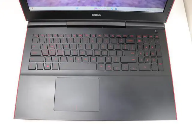 Alt view image 2 of 7 - Dell Inspiron Gaming 15 7577 15.6" Full HD (1920x1080) Intel Core i7-7700HQ 32GB DDR4 RAM 512GB SSD + 1TB HDD, NVIDIA GeForce GTX 1050 Ti Windows 11