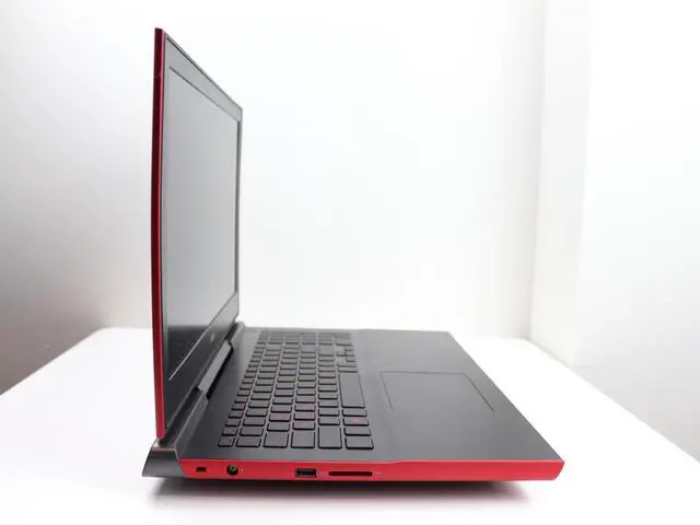 Alt view image 4 of 7 - Dell Inspiron Gaming 15 7577 15.6" Full HD (1920x1080) Intel Core i7-7700HQ 32GB DDR4 RAM 512GB SSD + 1TB HDD, NVIDIA GeForce GTX 1050 Ti Windows 11