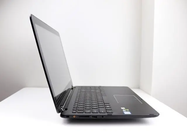 Alt view image 4 of 6 - ASUS - 2-in-1 15.6" Q534UX 4K Ultra HD Touch-Screen Laptop - Intel Core i7-7500u - 16GB Memory - 2TB HDD + 256GB SSD NVIDIA GeForce GTX 950M - Windows 11